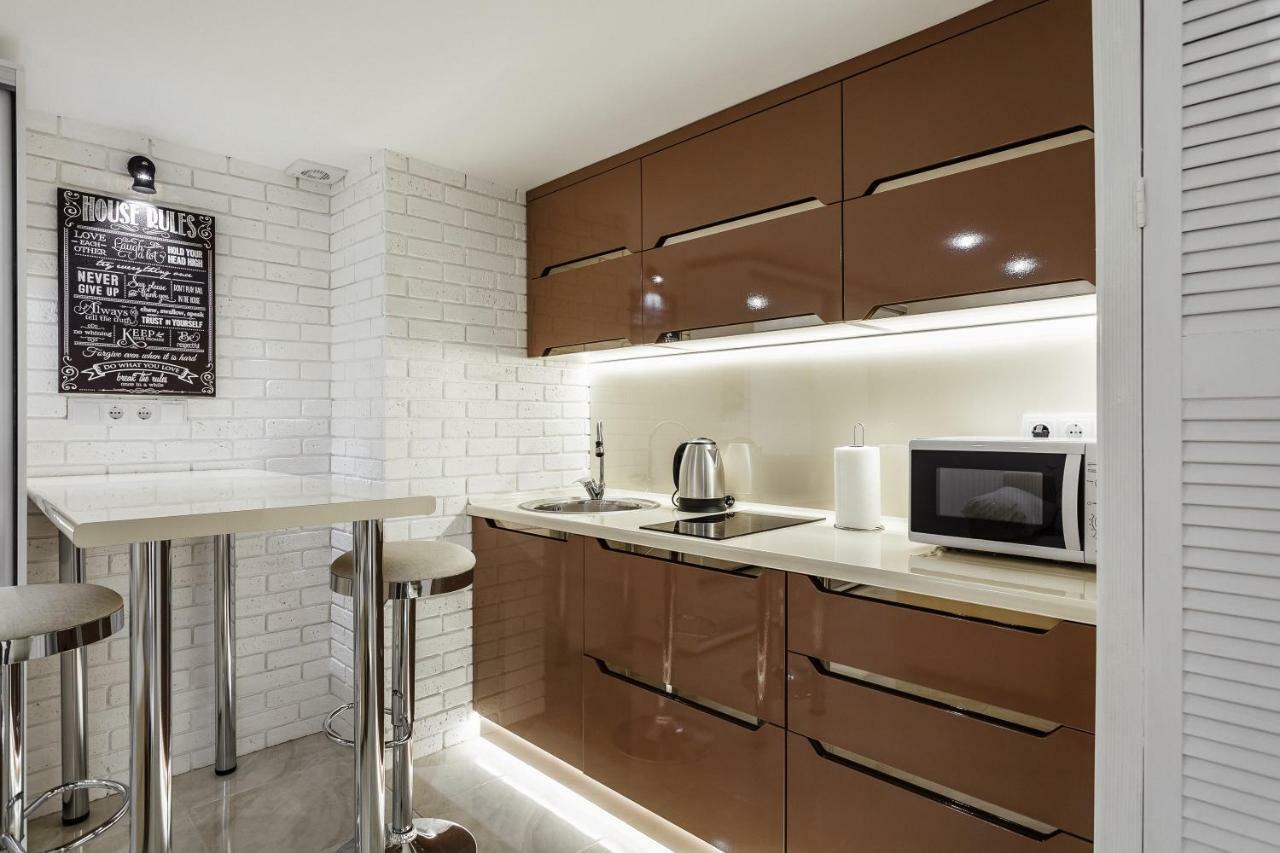 Новый Апартамент В Самом Центре Дерибасовской Odessa Extérieur photo